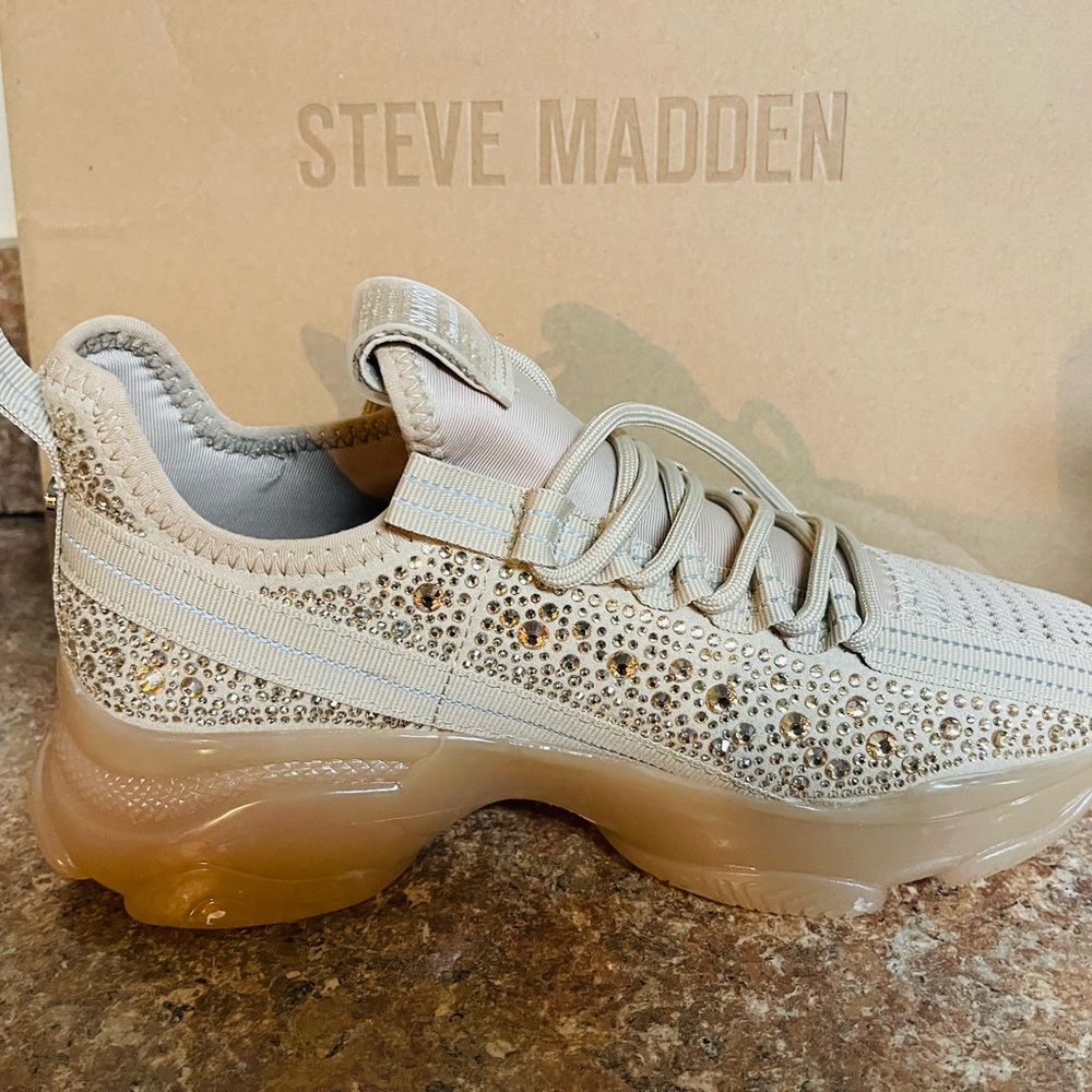 Maxima Women's Rhinestone Sneakers - Cream